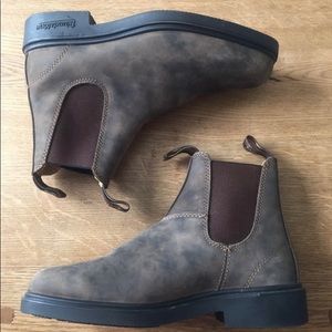 Brand new wo tags. A must have for fall outfits 💕